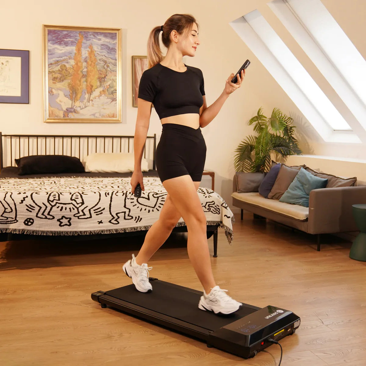 Refurbished Under-Desk Treadmill – Black